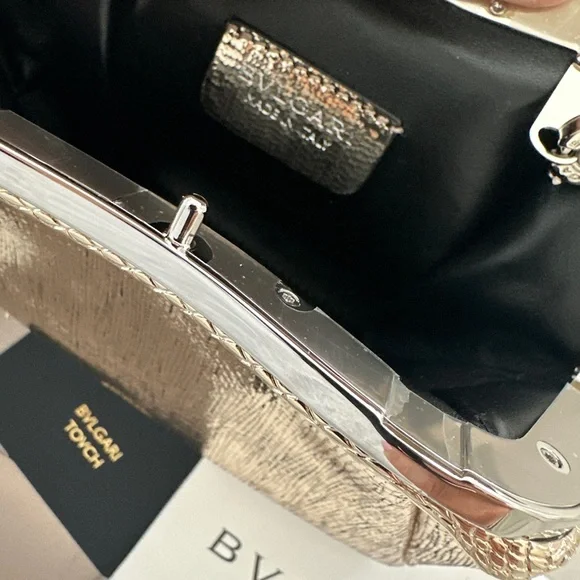 Bvlgari Serpentine Bag - Picture 15 of 16